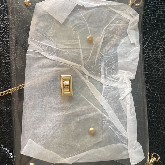 Clear Purse 👛 - Picture 3 of 3